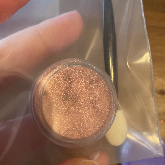 Bundle: Chrome Nail Dips and gems - Picture 3 of 10